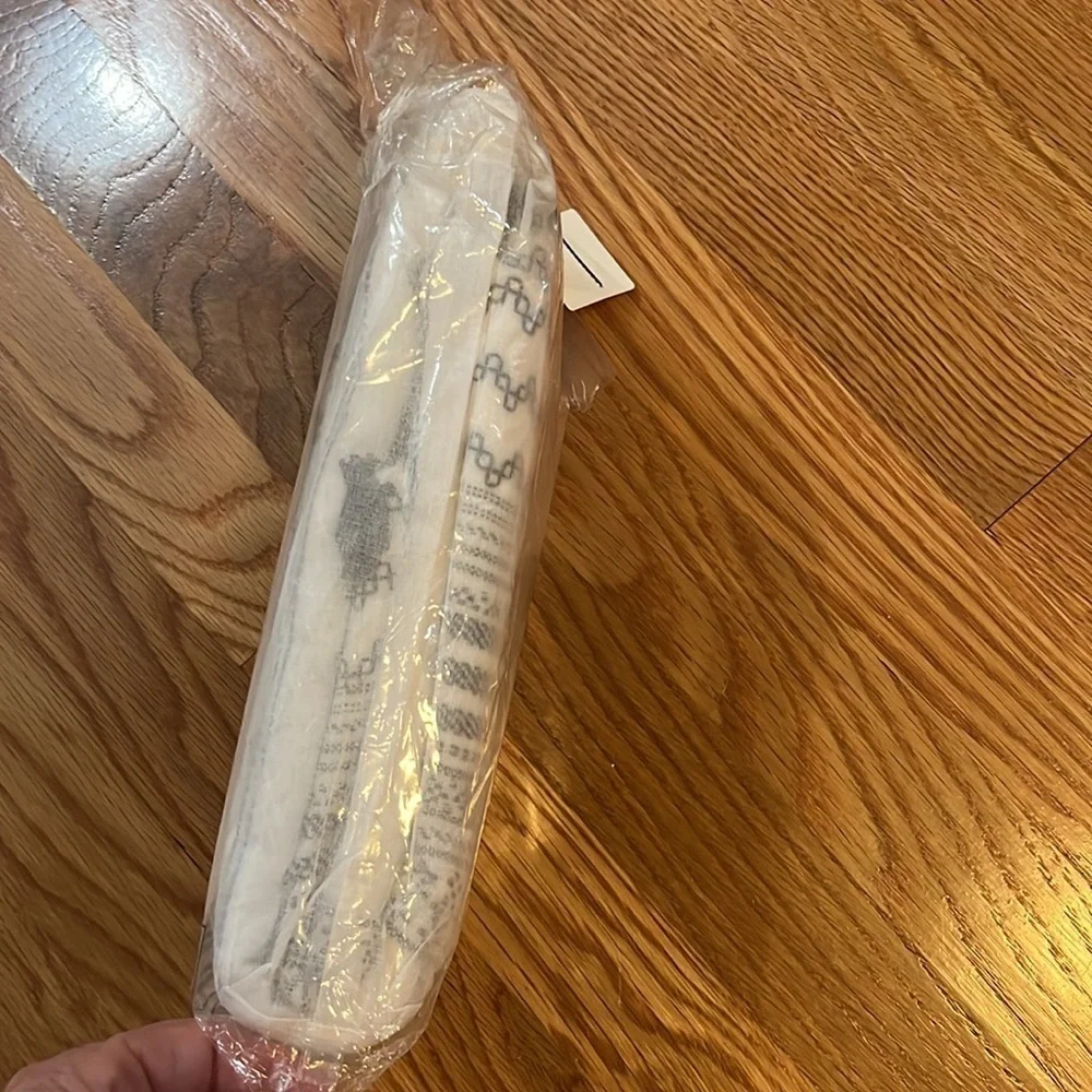 Anthropologie set no